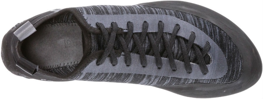 momentum lace climbing shoes