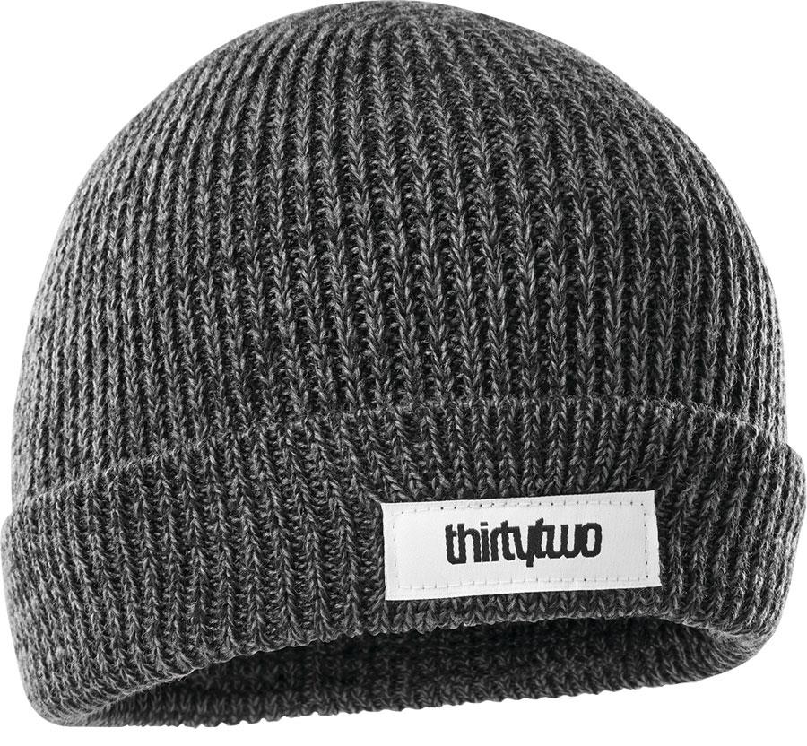 black snowboard beanie