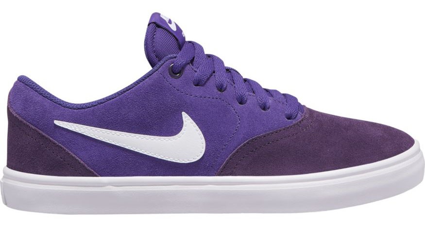 purple nike skate shoes 