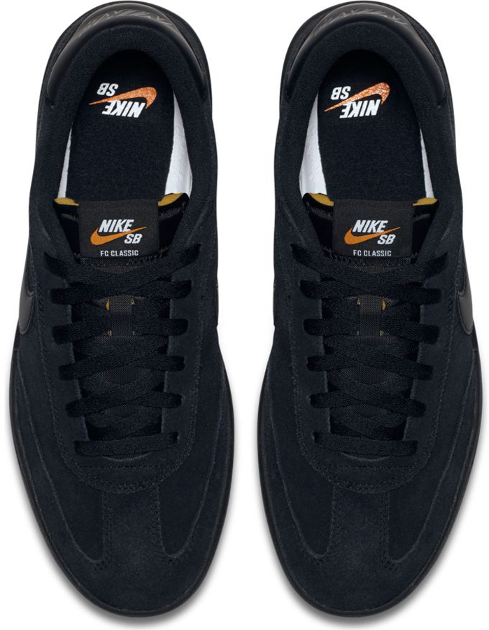 Nike SB FC Classic Skate Shoes