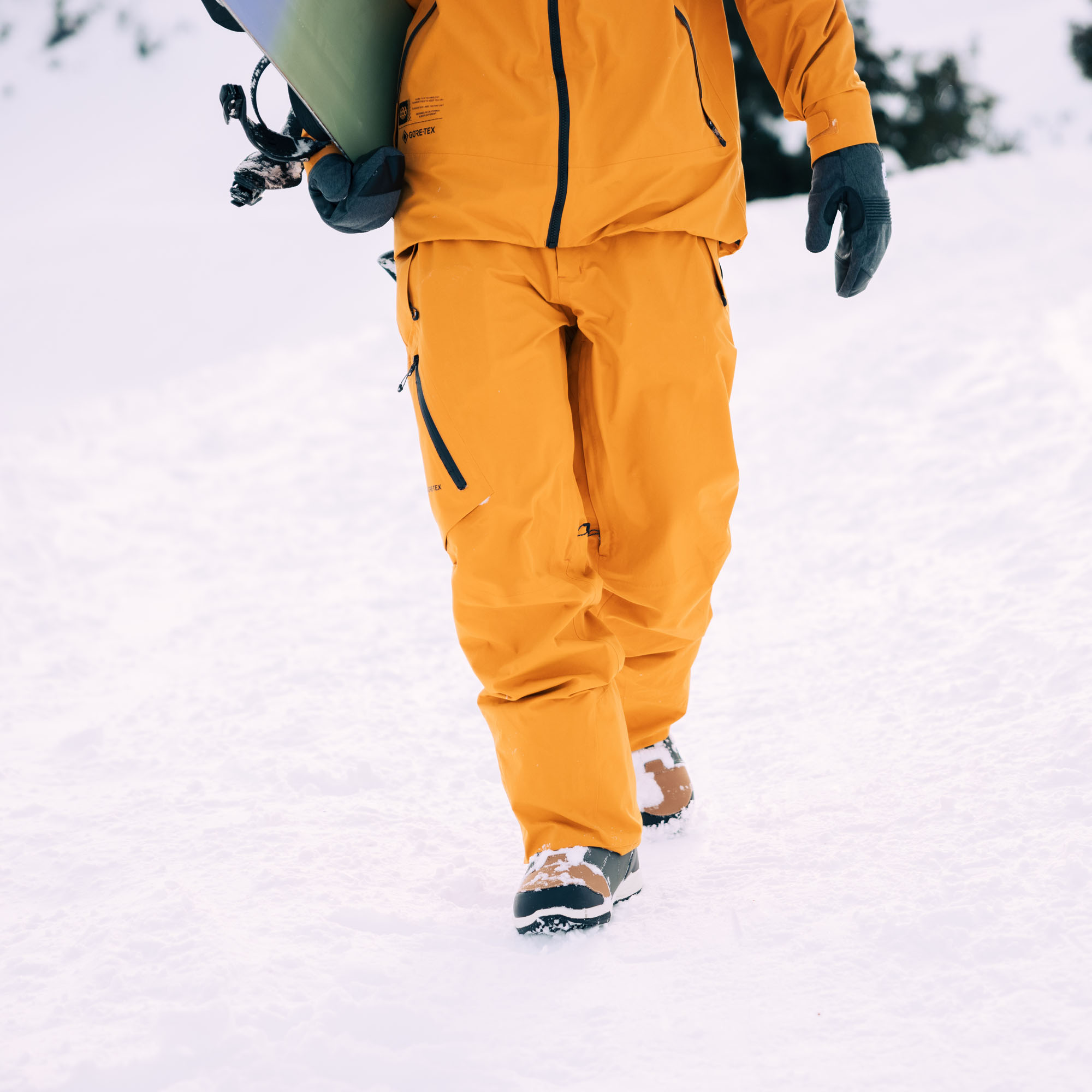 686 Gore-Tex GT Men's Snowboard/Ski Pants