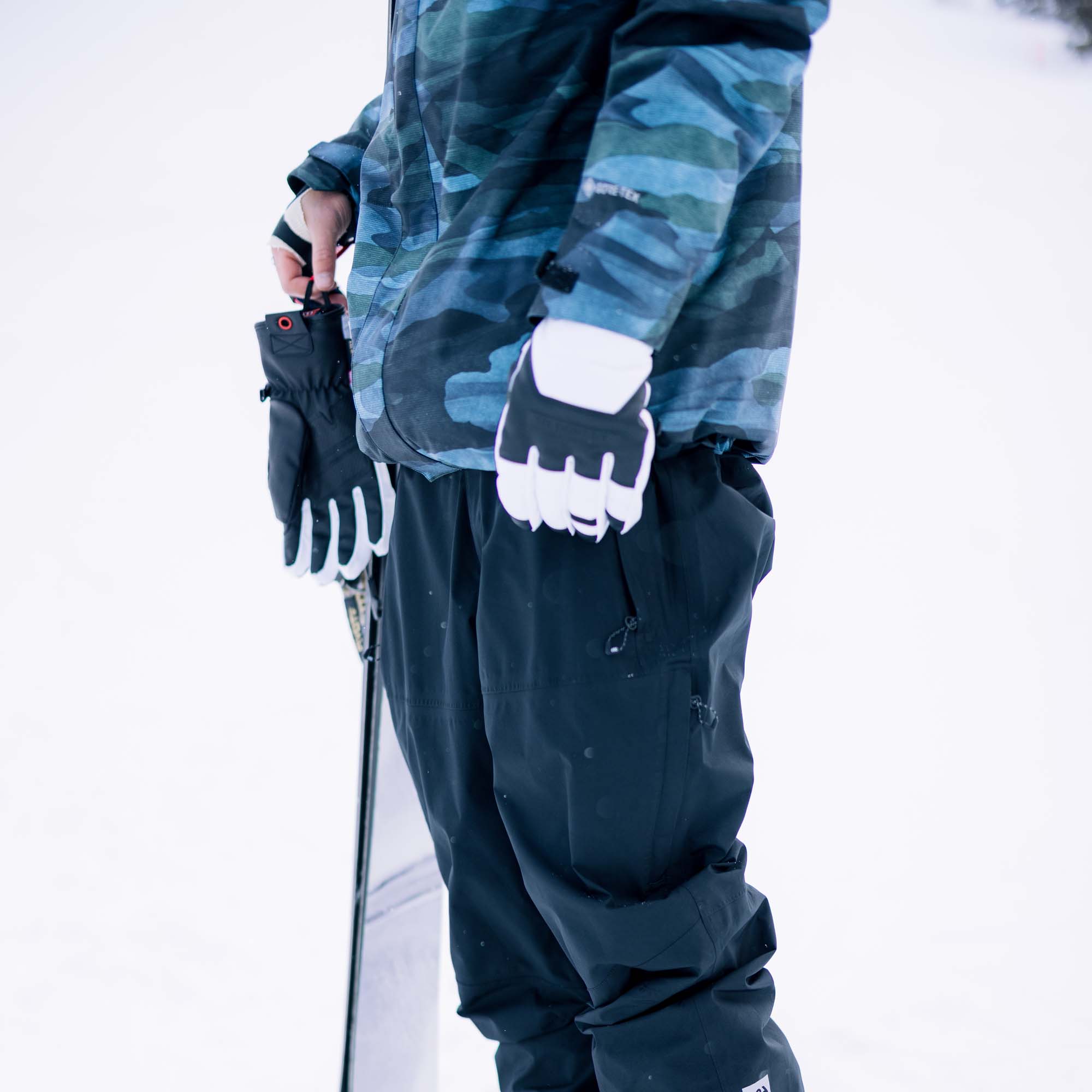 686 GTX Apex Insulated Snowboard/Ski Gloves