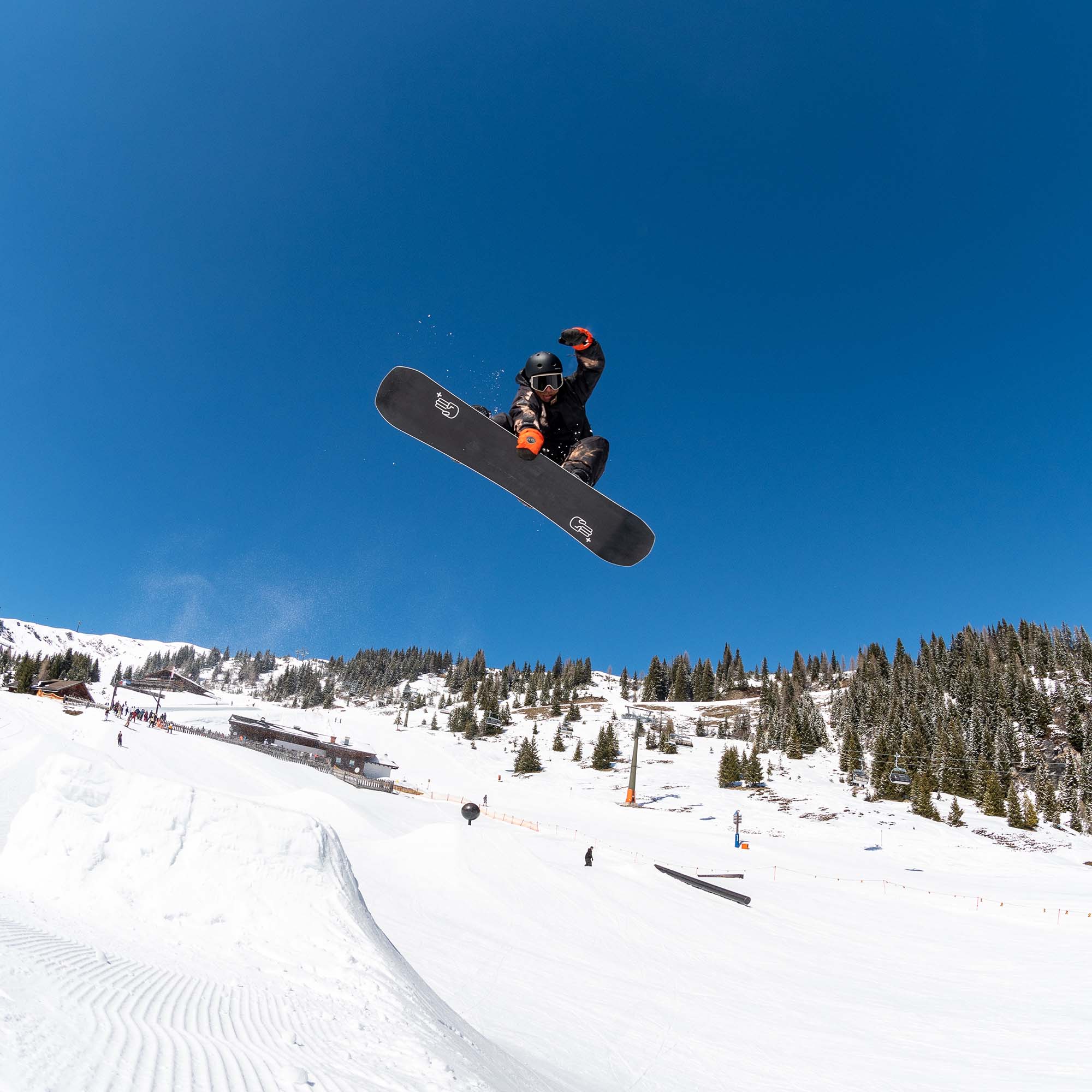 Bataleon Evil Twin+ All Mountain/Freestyle Snowboard