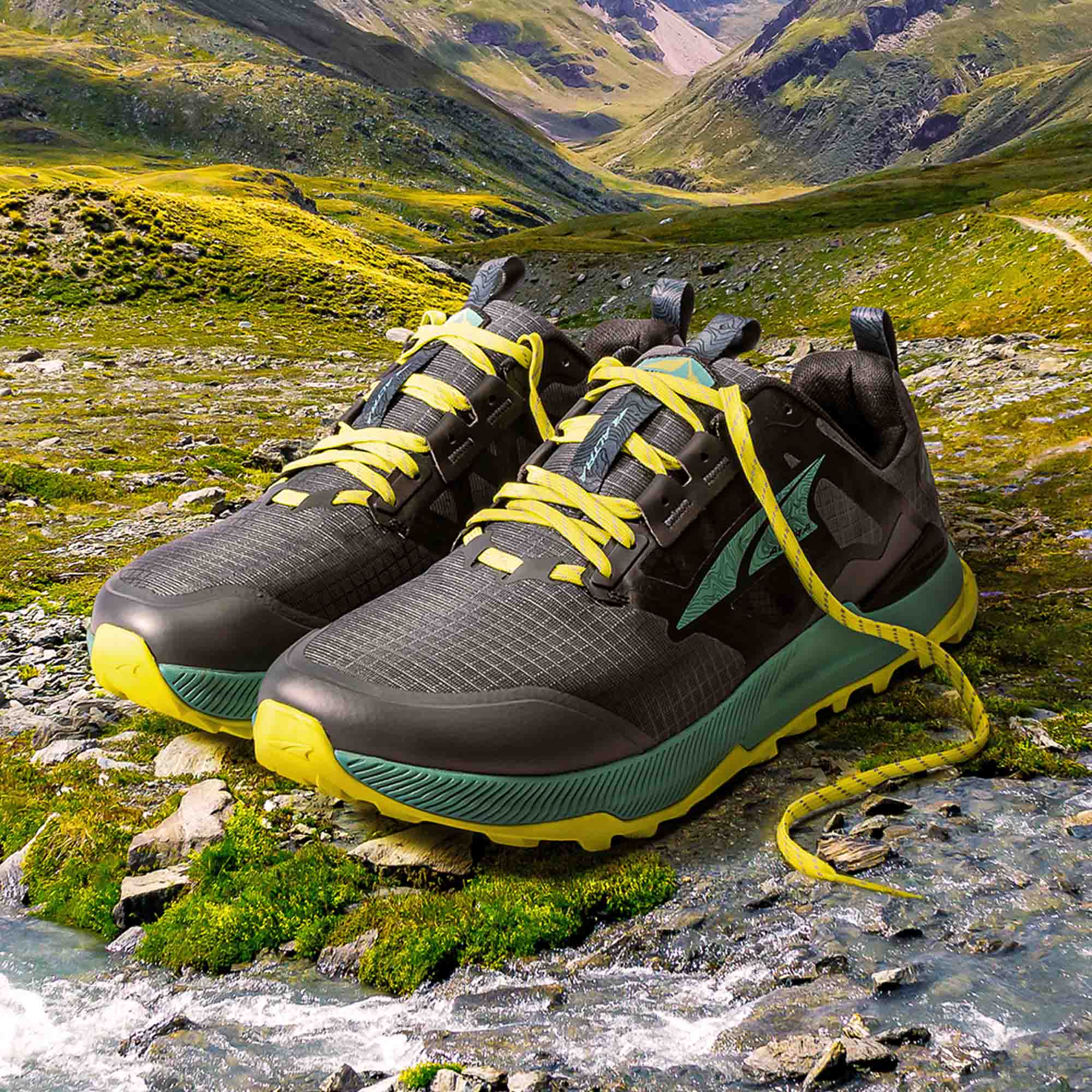 Altra Lone Peak 8 Trail Running Shoes