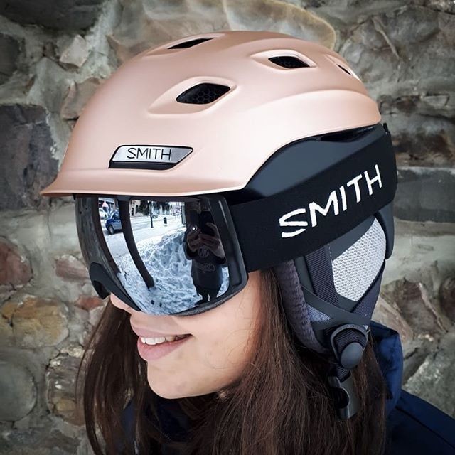 Smith Vantage Women's Snowboard/Ski Helmet