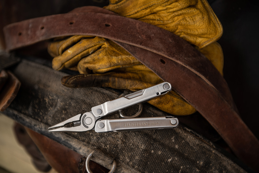 Leatherman Bond Pocket Multi Tool + Sheath