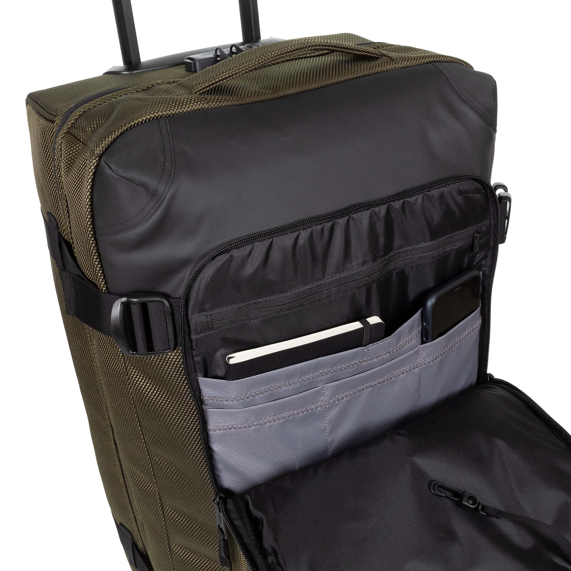Eastpak Tranverz CNNCT M 78 Litres Wheeled Luggage