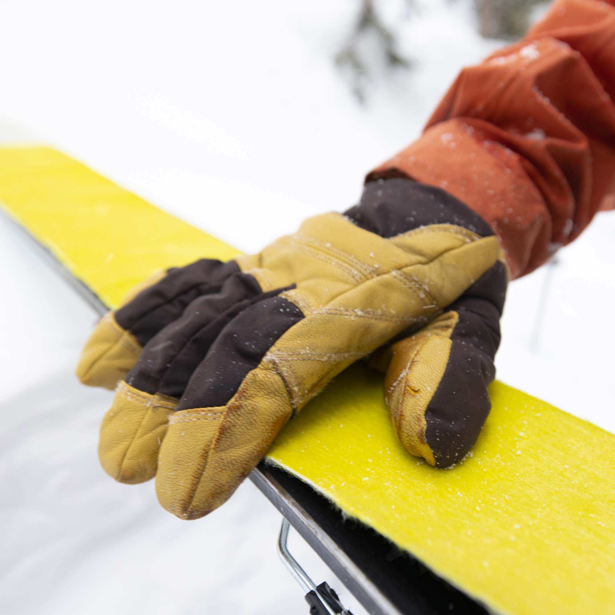 Dakine Excursion Gore-Tex Snowboard/Ski Gloves