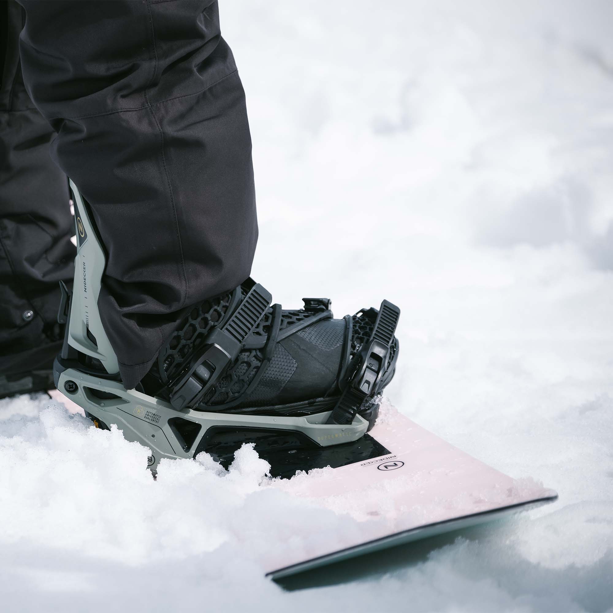 Nidecker Sensor Plus All Mountain/Freestyle Snowboard