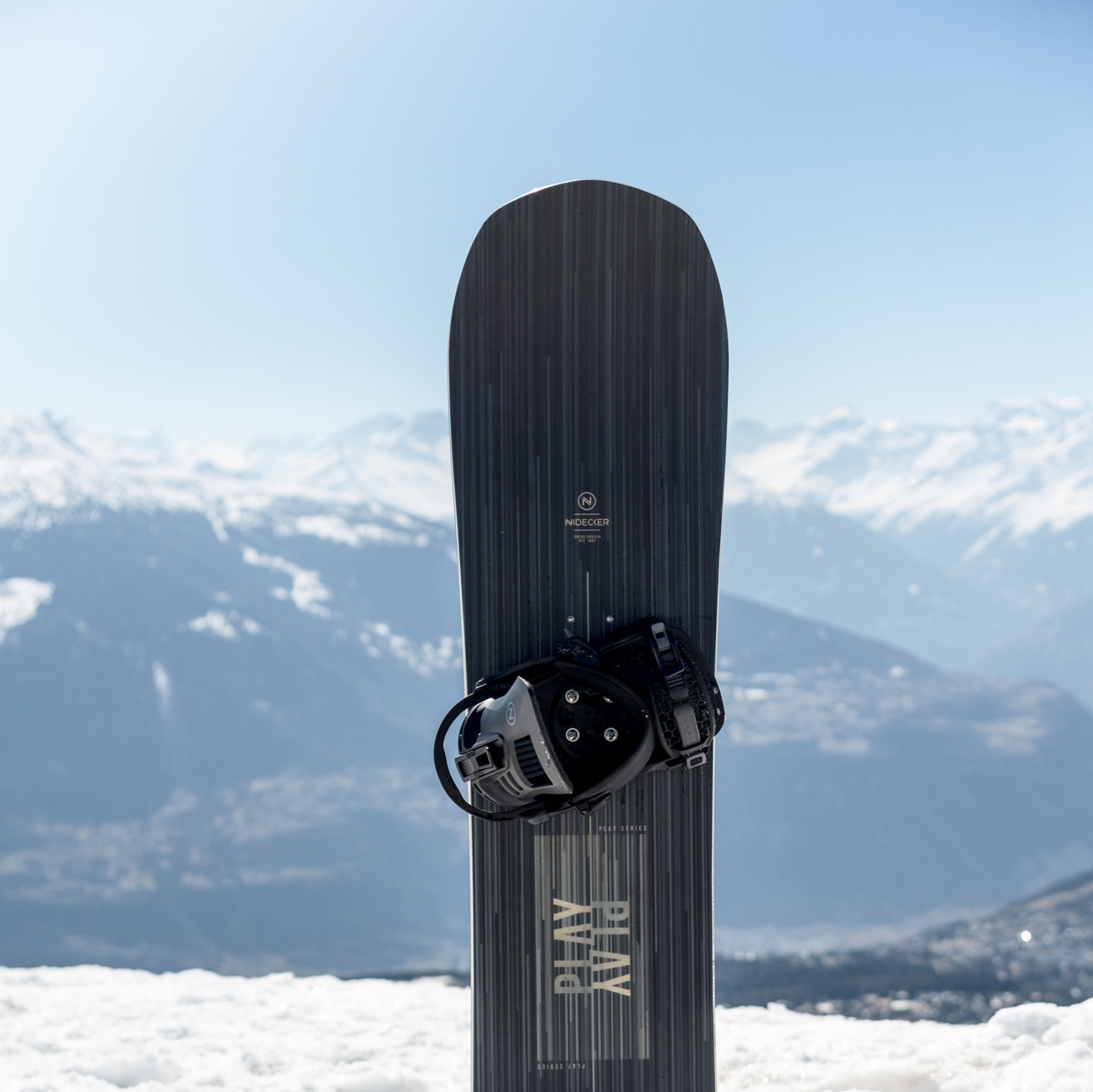 Nidecker Play All Mountain/Freestyle Snowboard