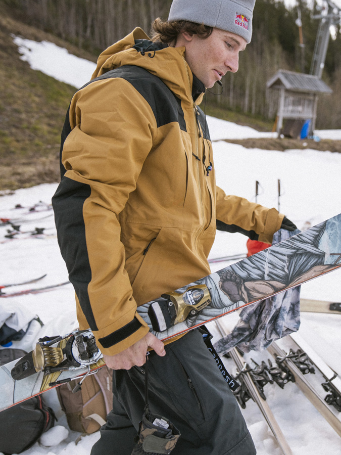 Armada Bergs  Ski/Snowboard Insulated Jacket