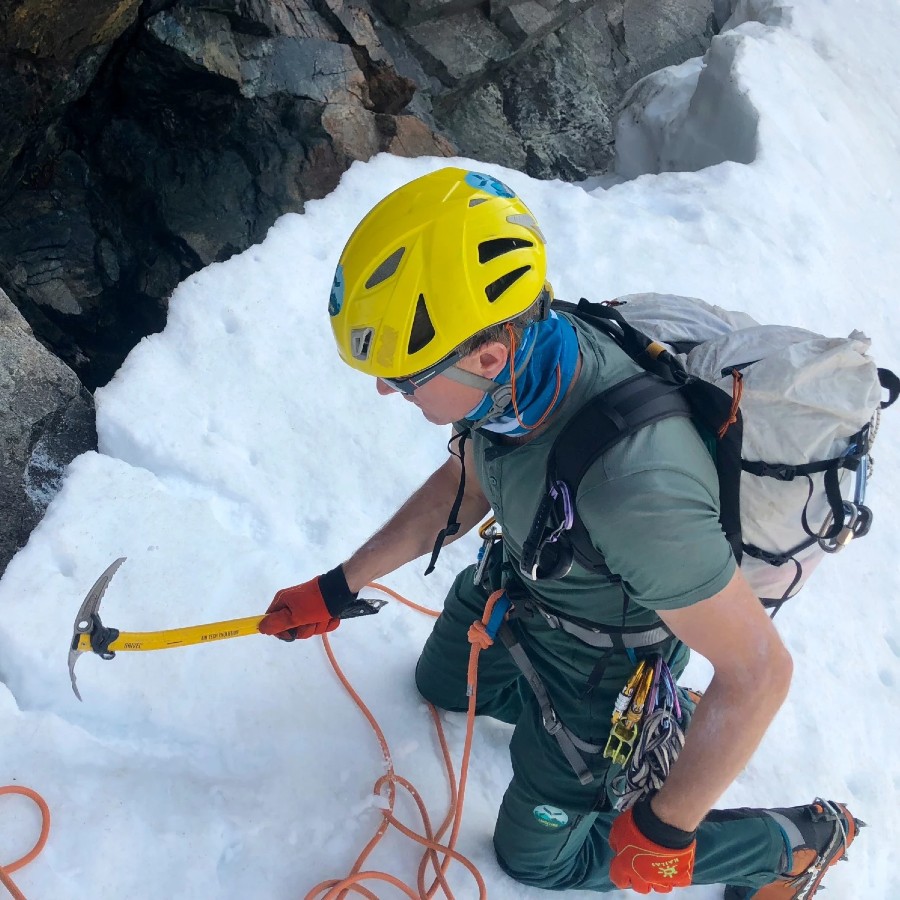 Grivel Air Tech Evolution Mountaineering Ice Axe
