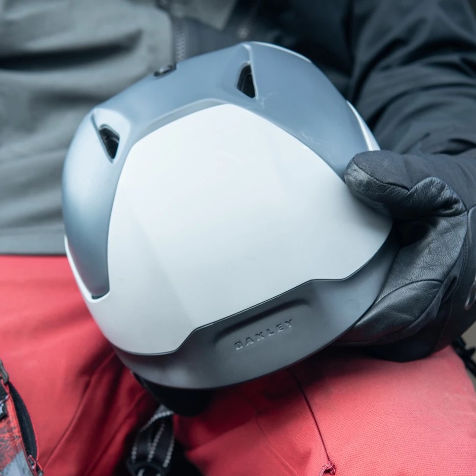 Oakley MOD 5 MIPS Snowboard/Ski Helmet