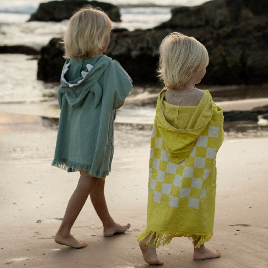 Sunnylife Beach Games Kids Hooded Towel