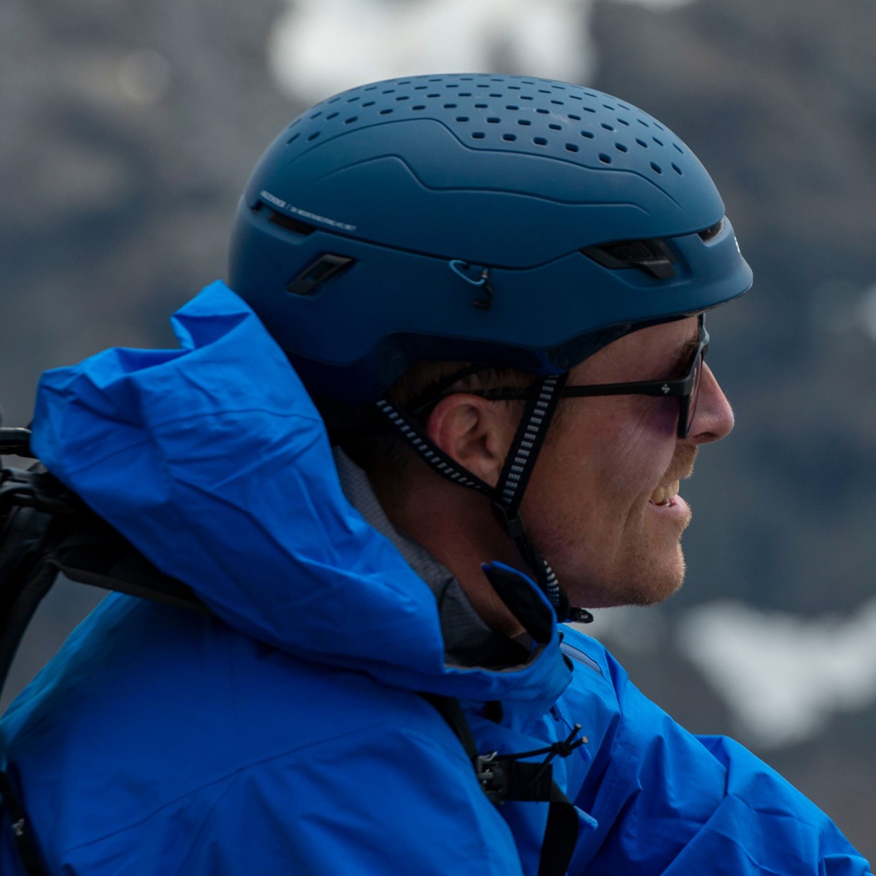 Sweet Protection Ascender MIPS Snowboard/Ski Helmet