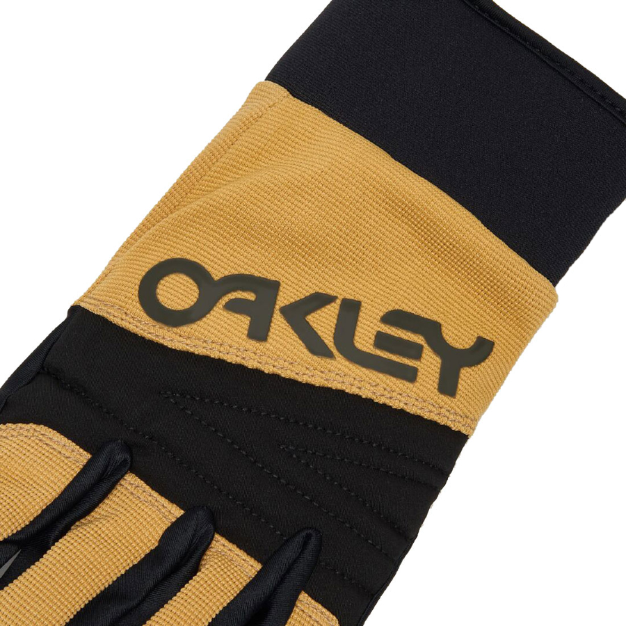 Oakley Factory Pilot Core Ski/Snowboard Gloves