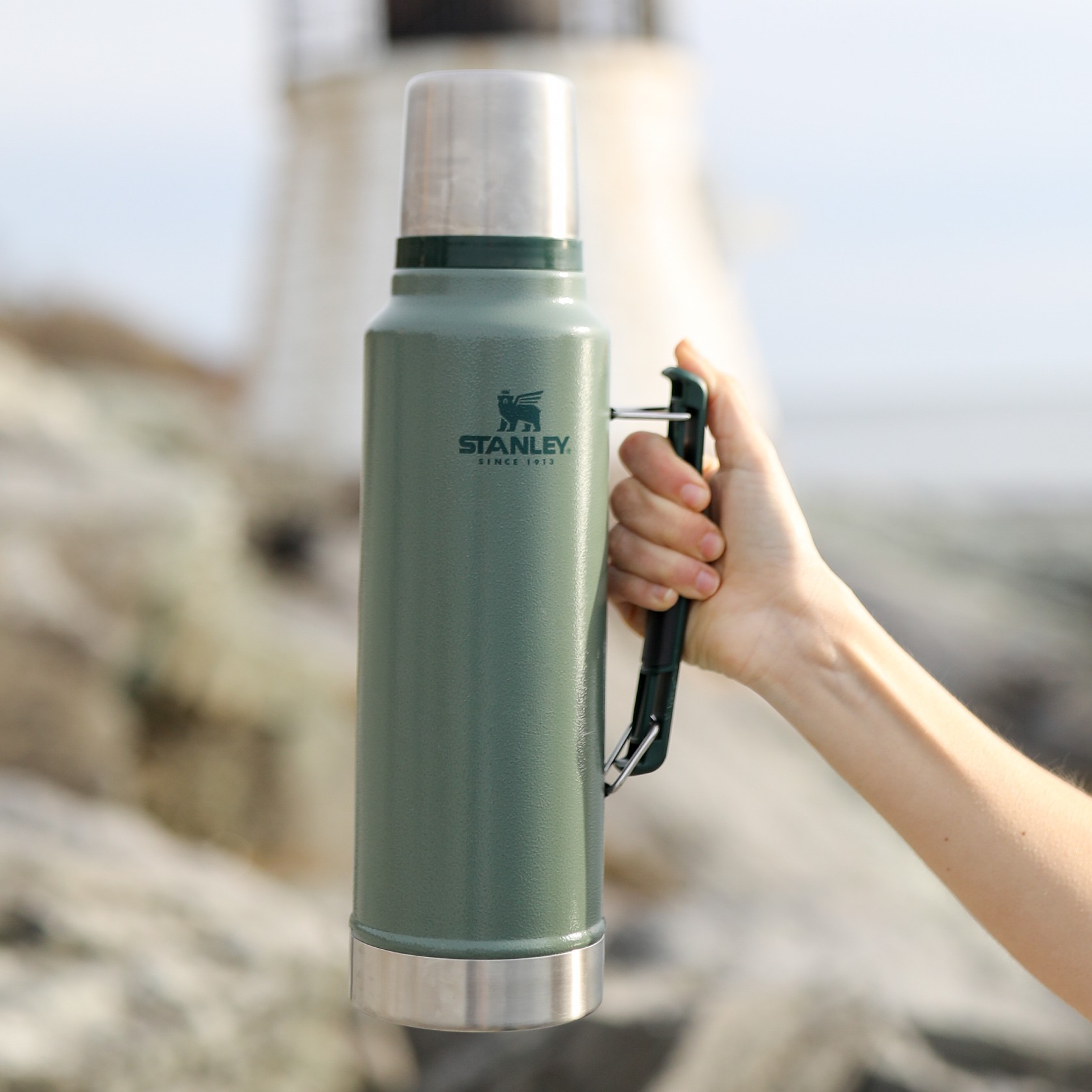 Stanley  Classic Vacuum Bottle Insulated Flask
