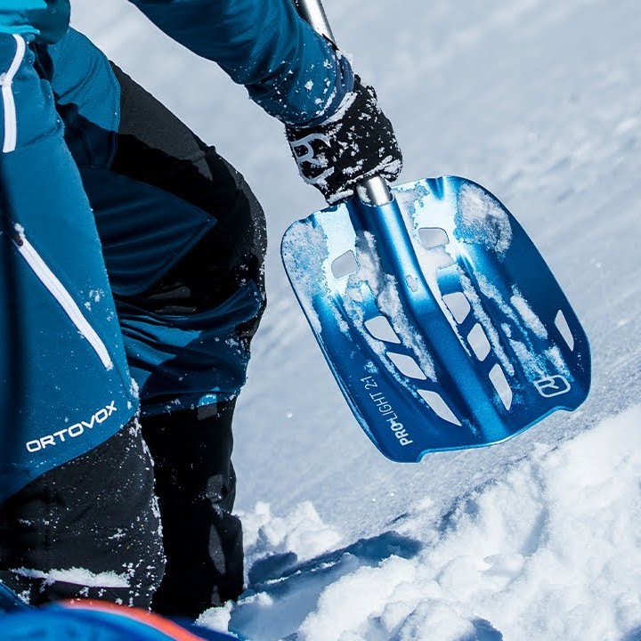 Ortovox Pro Light Extendible Avalanche Snow Shovel