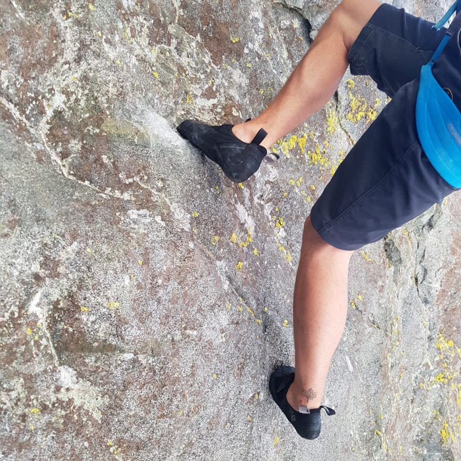 Black Diamond Shadow LV Rock Climbing Shoe