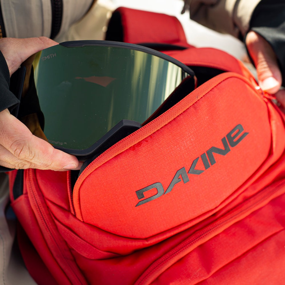 Dakine Heli Pro 20 Snowboard/Ski Backpack AbsoluteSnow