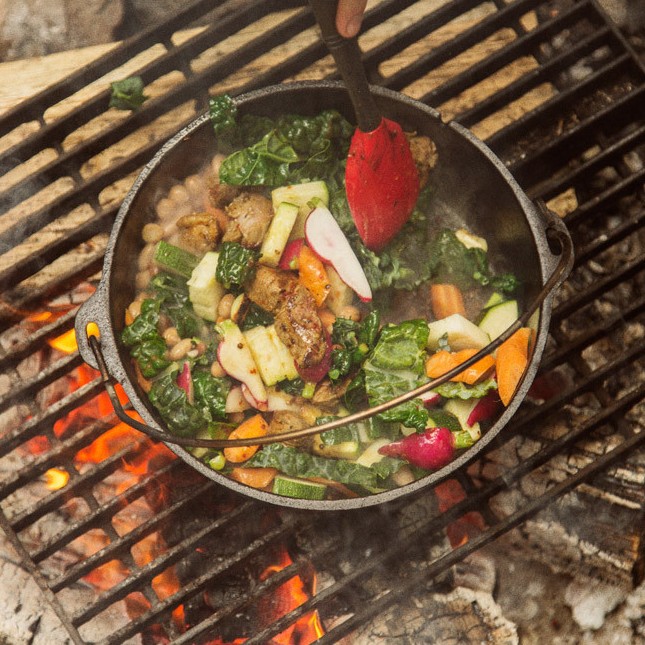 Poler Dutch Oven Cast Iron Campfire Cookware